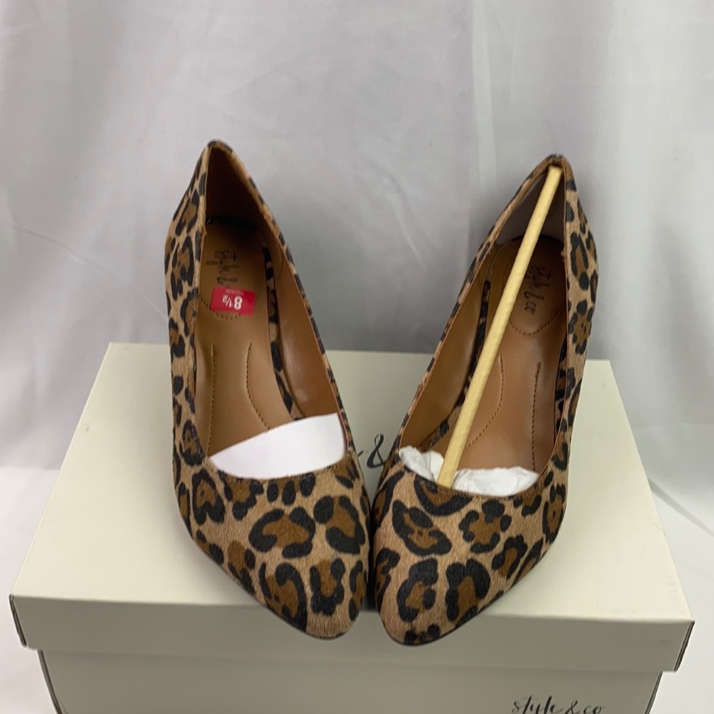 Style & Co Yvonnahf Leopard